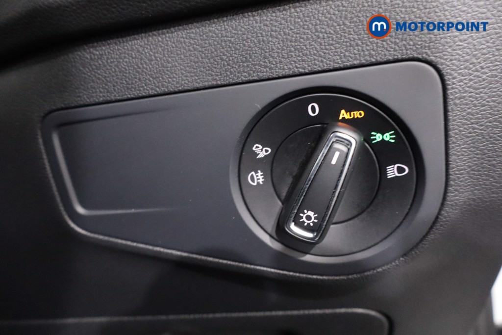 Volkswagen Tiguan R-Line Automatic Petrol SUV - Stock Number (1613238) - 18th supplementary image