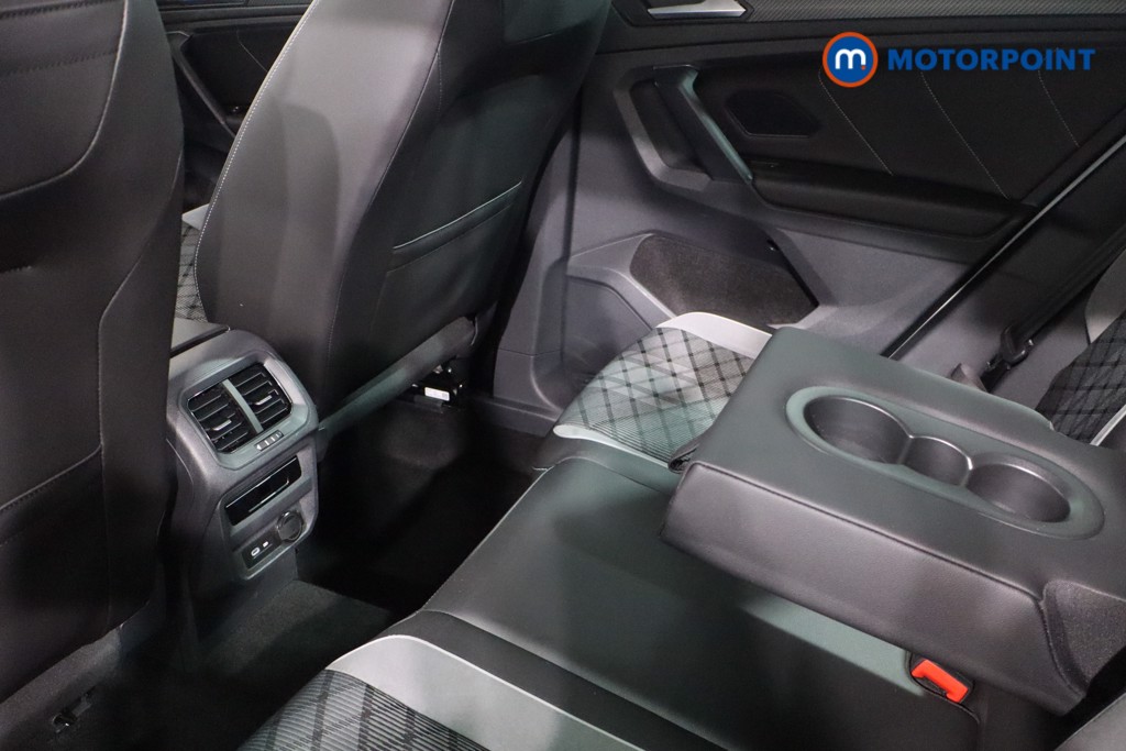 Volkswagen Tiguan R-Line Automatic Petrol SUV - Stock Number (1613238) - 31st supplementary image