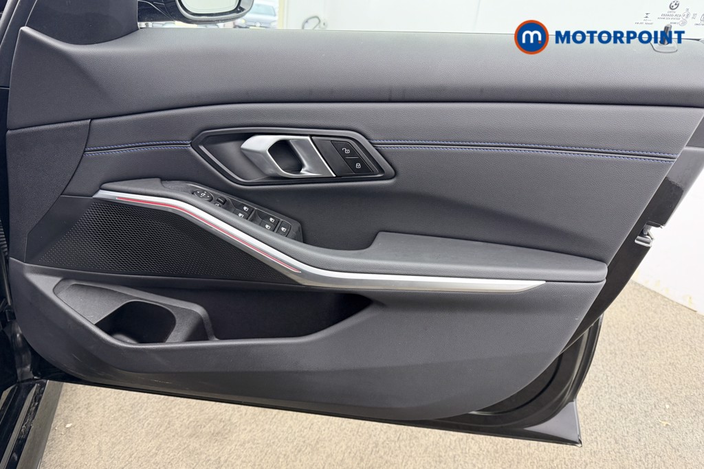 BMW 3 Series M Sport Automatic Diesel Saloon - Stock Number (1613275) - 20th supplementary image