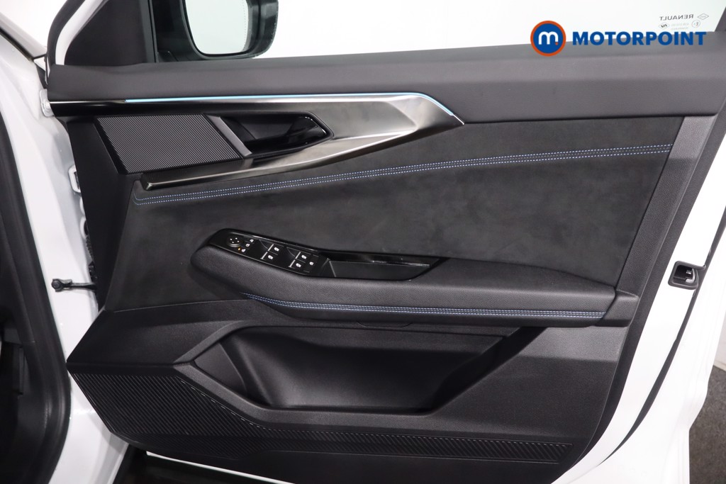 Renault Austral Techno Esprit Alpine Automatic Petrol-Electric Hybrid SUV - Stock Number (1613448) - 24th supplementary image