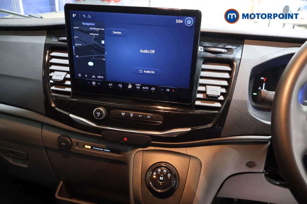 Ford Transit Limited Automatic Diesel Medium Roof Van - Stock Number (1613493) - 8th supplementary image