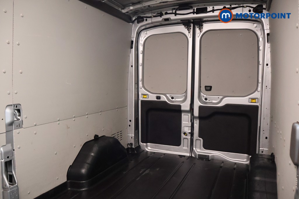 Ford Transit Limited Automatic Diesel Medium Roof Van - Stock Number (1613493) - 19th supplementary image