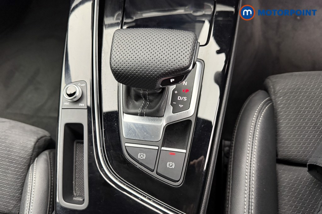 Audi A4 Black Edition Automatic Petrol Saloon - Stock Number (1613527) - 12th supplementary image