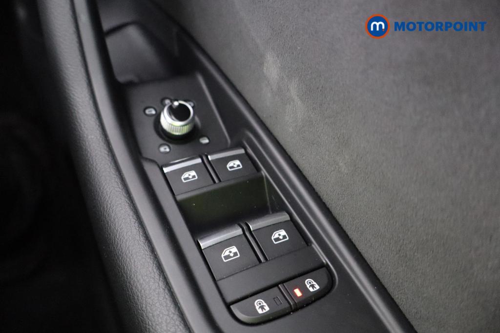 Audi A4 S Line Automatic Diesel Saloon - Stock Number (1613555) - 13th supplementary image