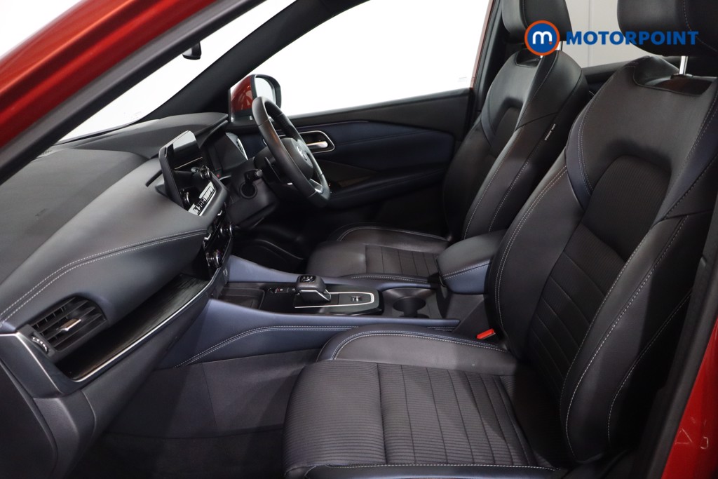 Nissan Qashqai Tekna Automatic Petrol SUV - Stock Number (1613919) - 4th supplementary image