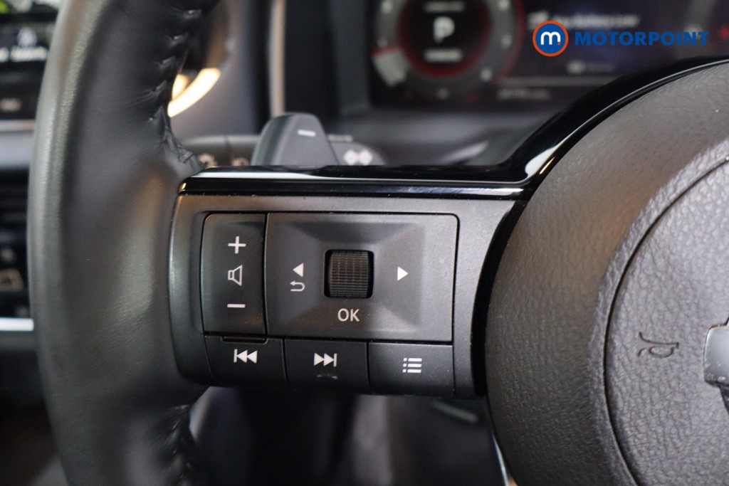Nissan Qashqai Tekna Automatic Petrol SUV - Stock Number (1613919) - 7th supplementary image