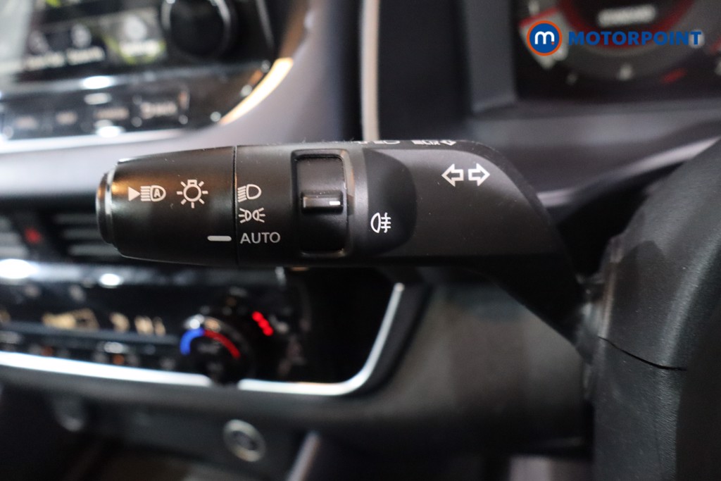 Nissan Qashqai Tekna Automatic Petrol SUV - Stock Number (1613919) - 14th supplementary image