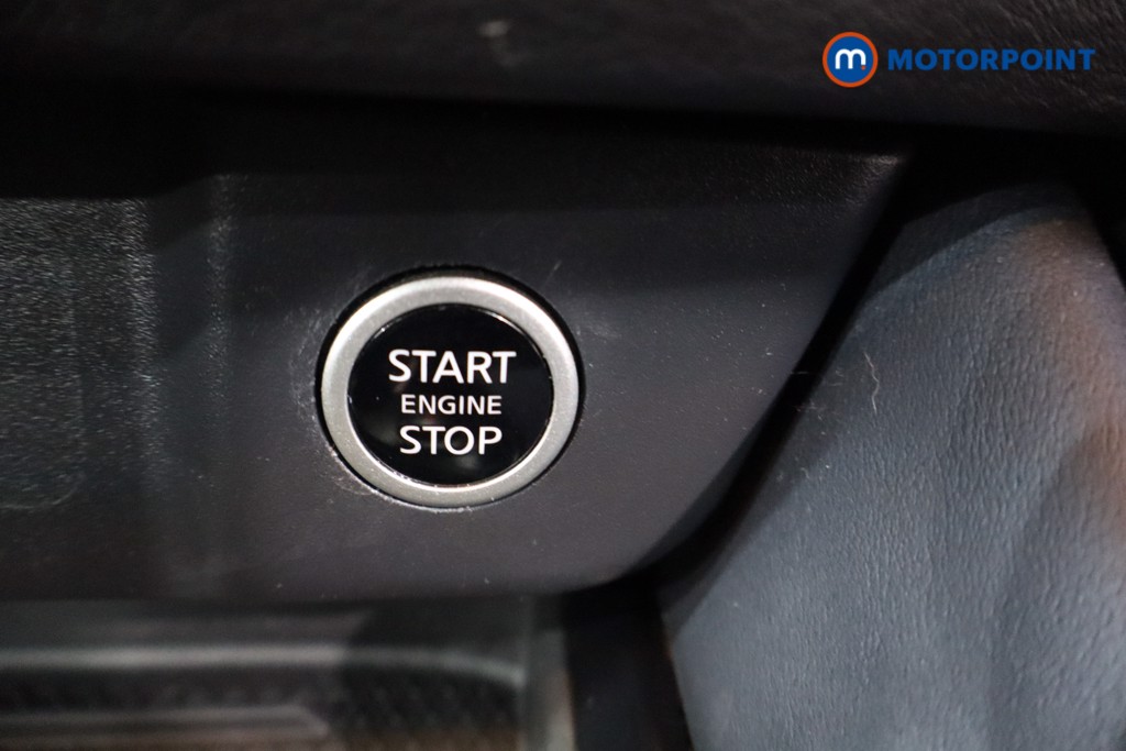 Nissan Qashqai Tekna Automatic Petrol SUV - Stock Number (1613919) - 20th supplementary image