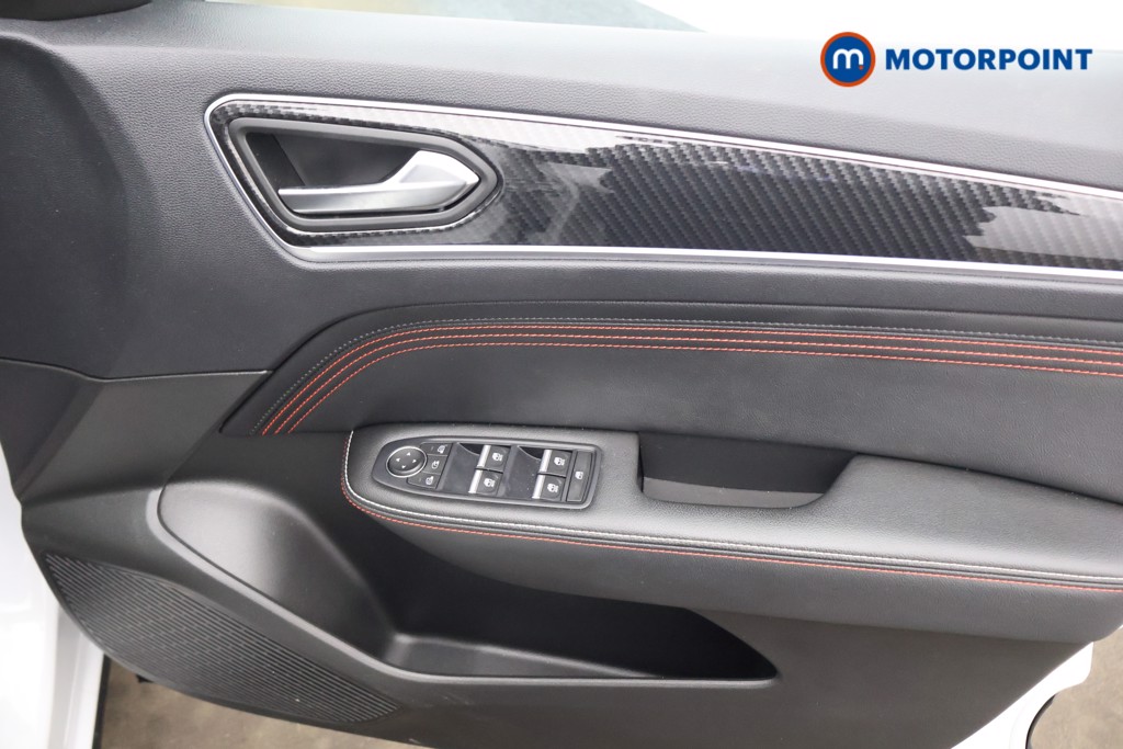 Renault Arkana R.S. Line Automatic Petrol-Electric Hybrid SUV - Stock Number (1614127) - 12th supplementary image
