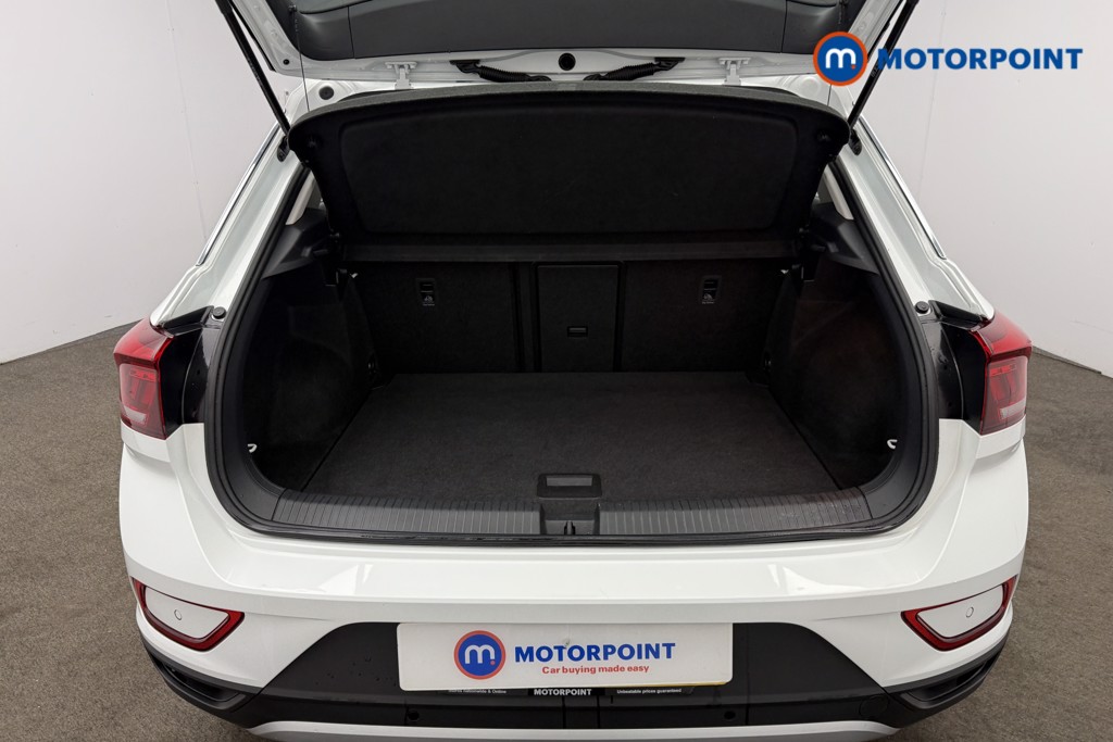 Volkswagen T-Roc Life Manual Petrol SUV - Stock Number (1614160) - 5th supplementary image