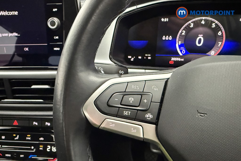 Volkswagen T-Roc Life Manual Petrol SUV - Stock Number (1614160) - 7th supplementary image