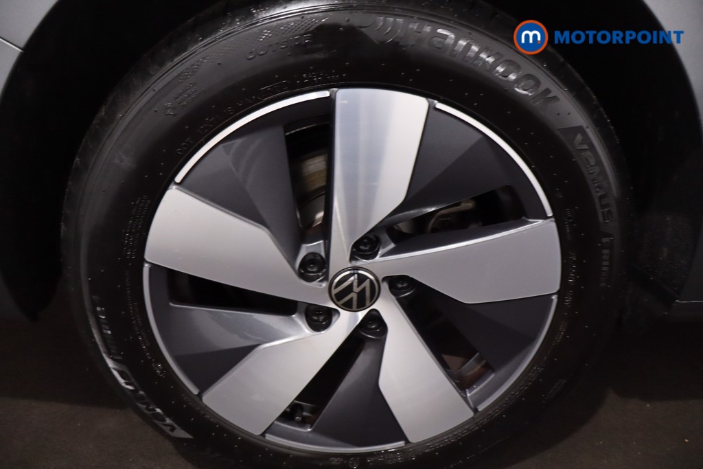 Volkswagen Passat Life Automatic Petrol Plug-In Hybrid Estate - Stock Number (1614624) - 9th supplementary image