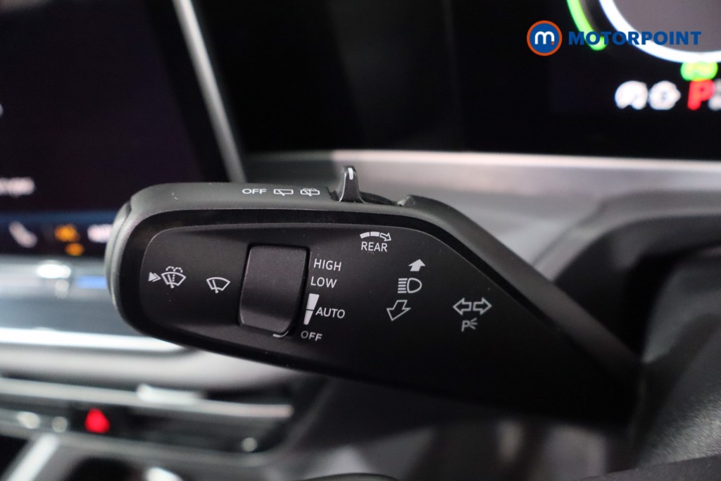 Volkswagen Passat Life Automatic Petrol Plug-In Hybrid Estate - Stock Number (1614624) - 14th supplementary image