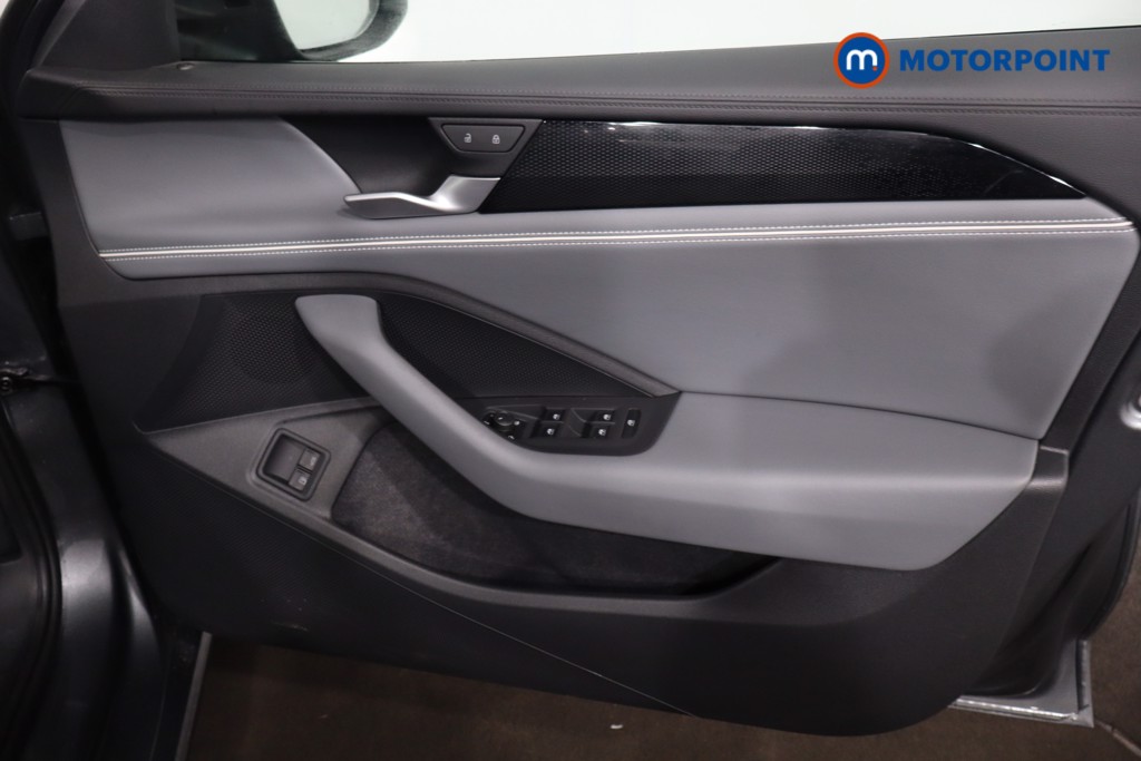 Volkswagen Passat Life Automatic Petrol Plug-In Hybrid Estate - Stock Number (1614624) - 22nd supplementary image