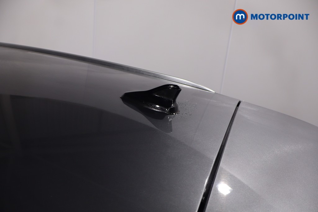 Volkswagen Passat Life Automatic Petrol Plug-In Hybrid Estate - Stock Number (1614624) - 33rd supplementary image