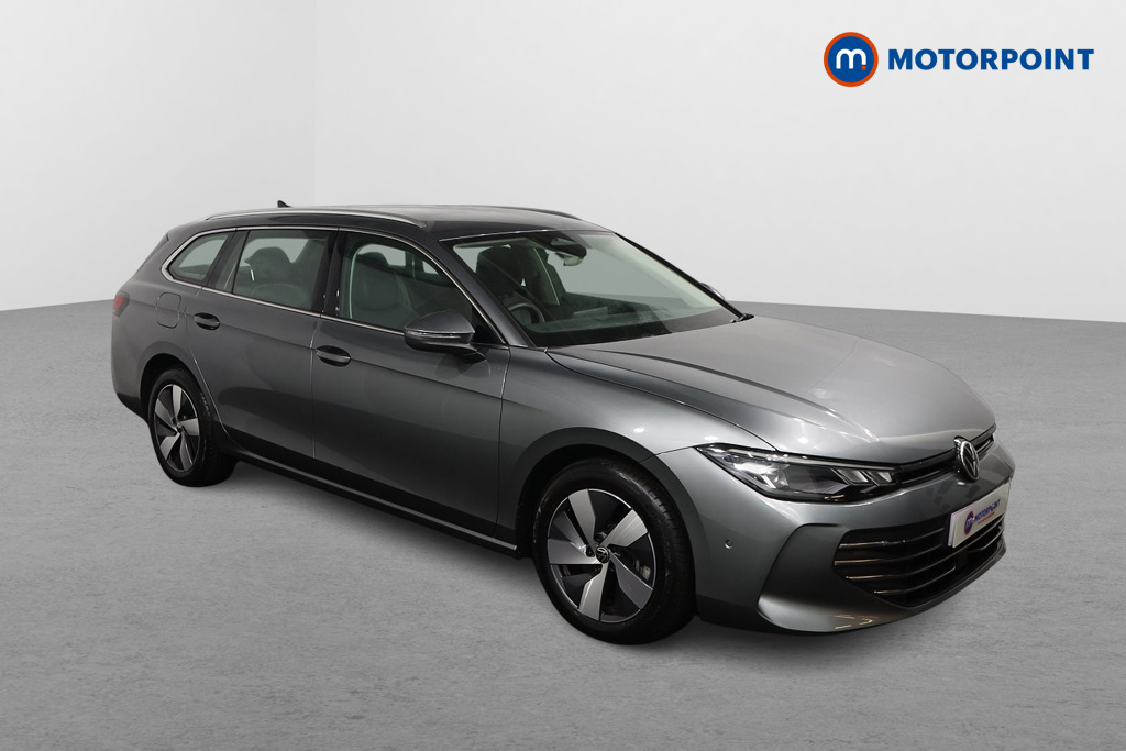 Volkswagen Passat Life Automatic Petrol Plug-In Hybrid Estate - Stock Number (1614624) - Drivers side front corner