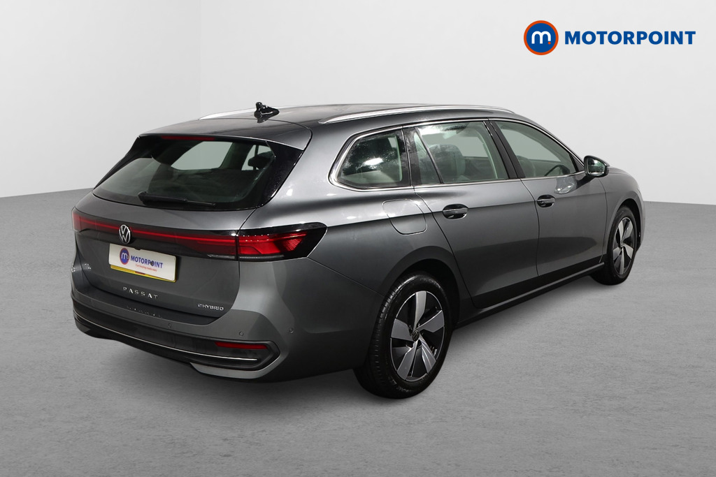 Volkswagen Passat Life Automatic Petrol Plug-In Hybrid Estate - Stock Number (1614624) - Drivers side rear corner