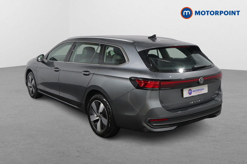 Volkswagen Passat Life Automatic Petrol Plug-In Hybrid Estate - Stock Number (1614625) - Passenger side rear corner