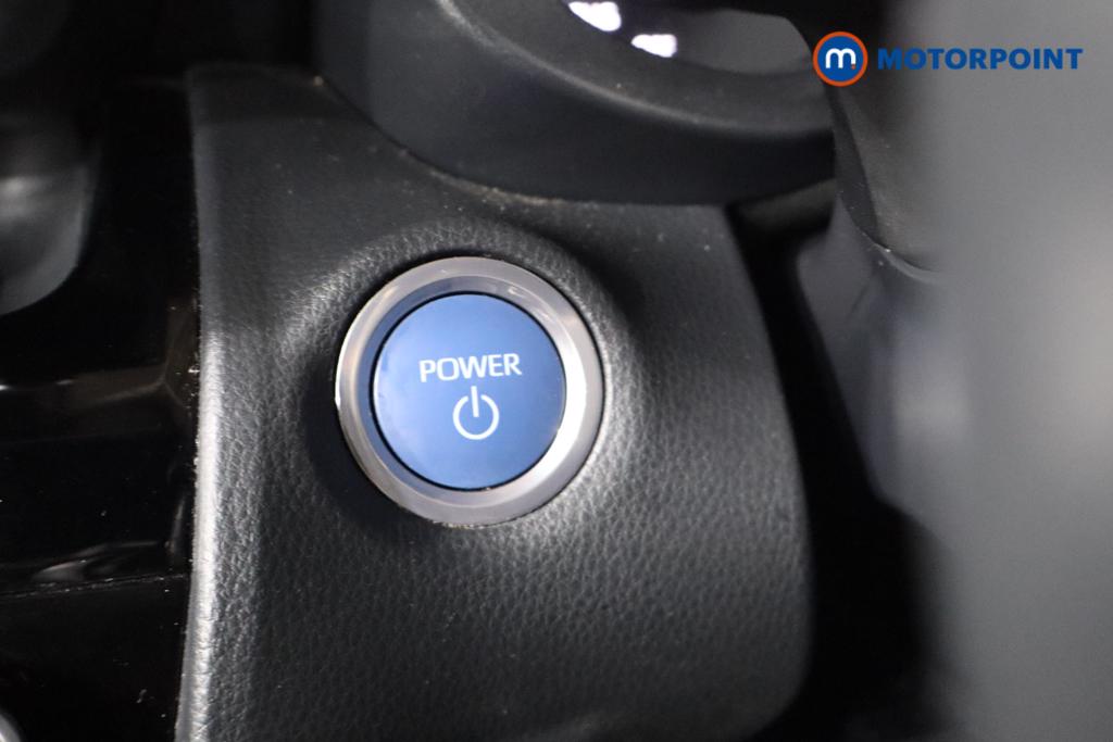 Toyota Yaris Cross Design Automatic Petrol-Electric Hybrid Estate - Stock Number (1570046) - 5th supplementary image