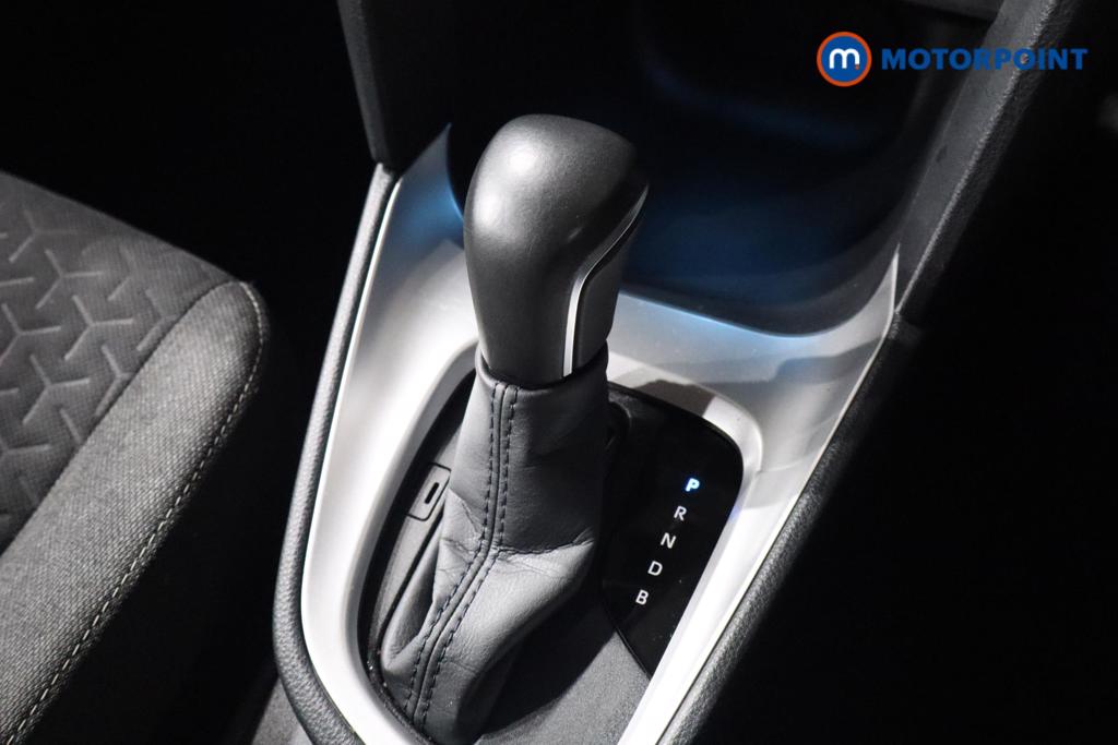 Toyota Yaris Cross Design Automatic Petrol-Electric Hybrid Estate - Stock Number (1570046) - 6th supplementary image