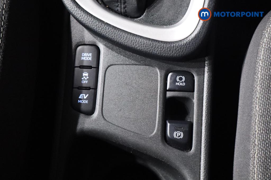 Toyota Yaris Cross Design Automatic Petrol-Electric Hybrid Estate - Stock Number (1570046) - 7th supplementary image