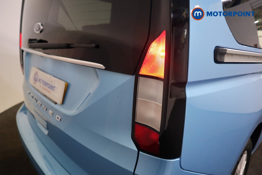 Ford Tourneo Connect Titanium Automatic Diesel People Carrier - Stock Number (1575262) - 29th supplementary image