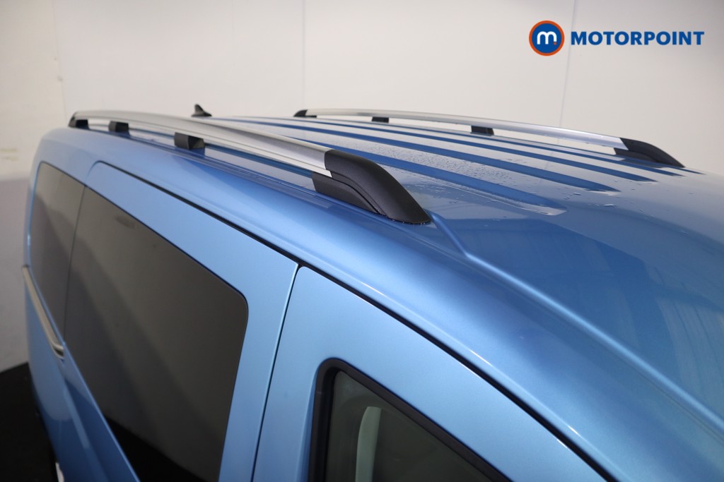 Ford Tourneo Connect Titanium Automatic Diesel People Carrier - Stock Number (1575262) - 30th supplementary image