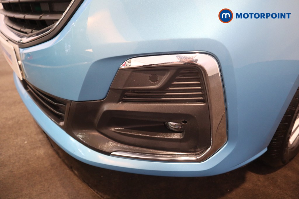 Ford Tourneo Connect Titanium Automatic Diesel People Carrier - Stock Number (1575262) - 33rd supplementary image