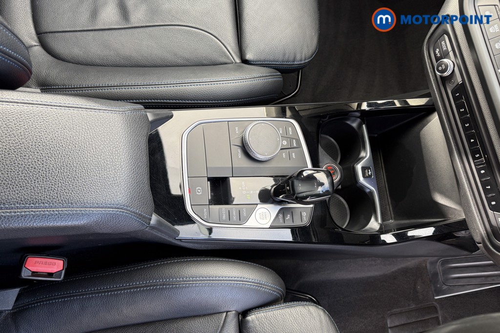 BMW 1 Series M Sport Automatic Diesel Hatchback - Stock Number (1579864) - 15th supplementary image