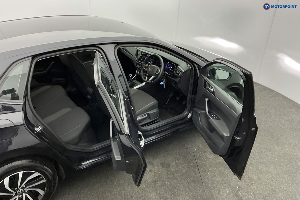 Volkswagen Polo Life Manual Petrol Hatchback - Stock Number (1597224) - 5th supplementary image