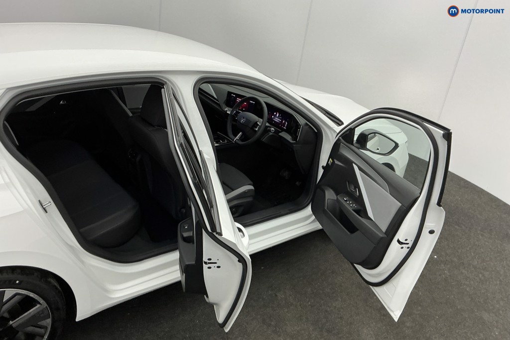 Vauxhall Astra Griffin Automatic Electric Hatchback - Stock Number (1598624) - 5th supplementary image