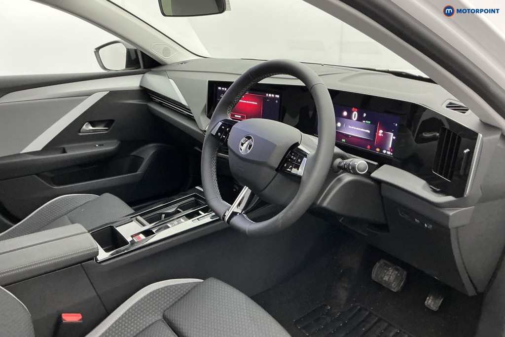 Vauxhall Astra Griffin Automatic Electric Hatchback - Stock Number (1598624) - 9th supplementary image