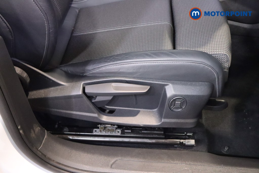 Audi Q4 S Line Automatic Electric SUV - Stock Number (1599655) - 16th supplementary image