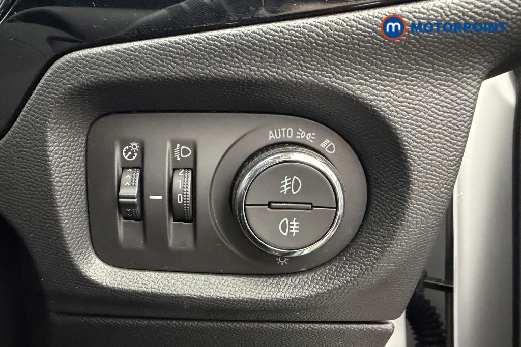 Vauxhall Corsa GS Manual Petrol Hatchback - Stock Number (1600844) - 7th supplementary image