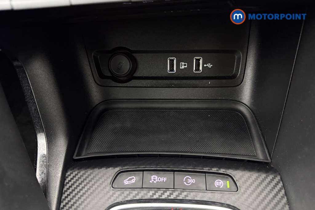 Mg Motor Uk ZS Exclusive Manual Petrol SUV - Stock Number (1601137) - 14th supplementary image