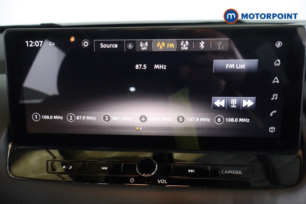 Nissan Qashqai N-Connecta Automatic Petrol-Electric Hybrid SUV - Stock Number (1601403) - 6th supplementary image