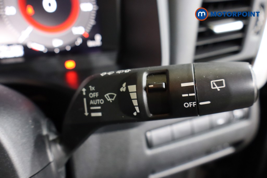 Nissan Qashqai N-Connecta Automatic Petrol-Electric Hybrid SUV - Stock Number (1601403) - 15th supplementary image