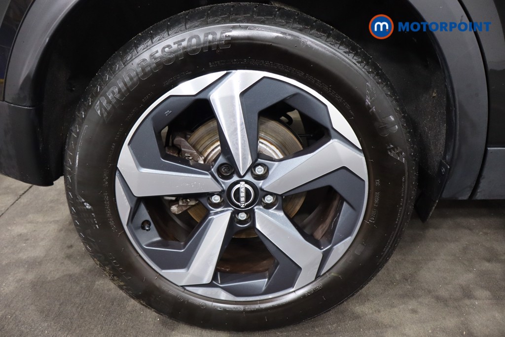 Nissan Qashqai N-Connecta Automatic Petrol-Electric Hybrid SUV - Stock Number (1601403) - 24th supplementary image