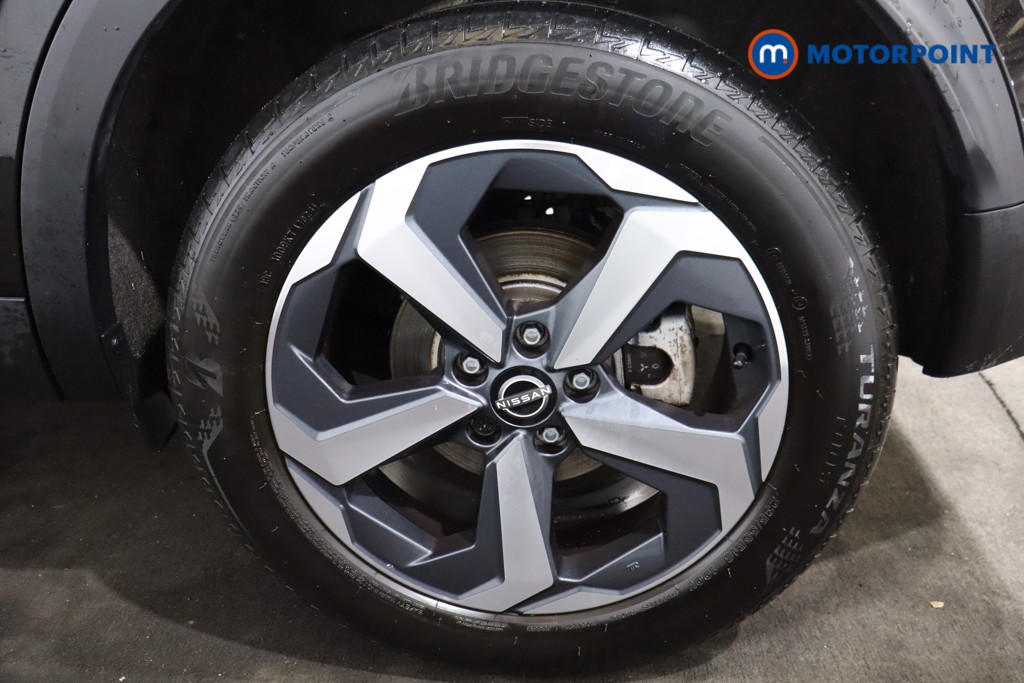 Nissan Qashqai N-Connecta Automatic Petrol-Electric Hybrid SUV - Stock Number (1601403) - 27th supplementary image