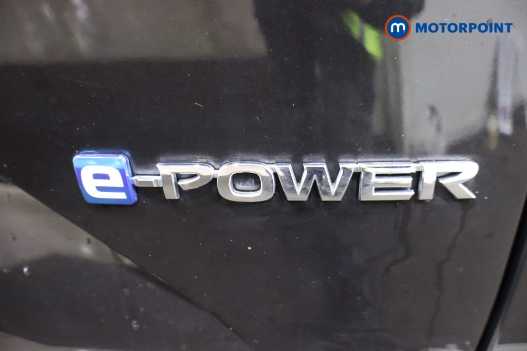 Nissan Qashqai N-Connecta Automatic Petrol-Electric Hybrid SUV - Stock Number (1601403) - 30th supplementary image