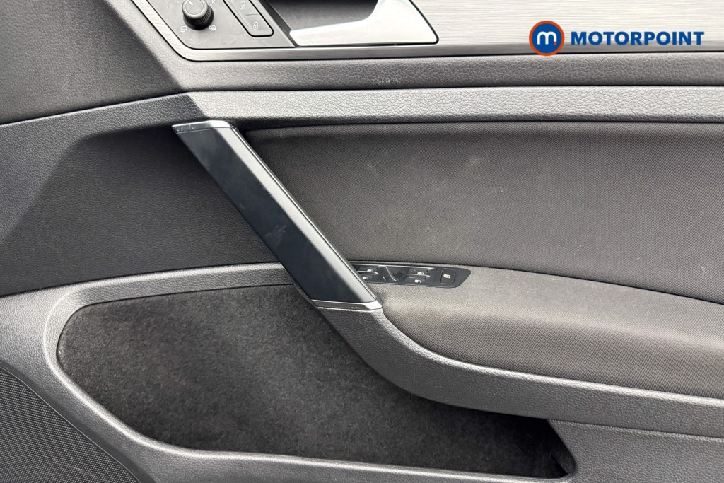 Volkswagen Golf Match Edition Manual Petrol Hatchback - Stock Number (1603883) - 18th supplementary image