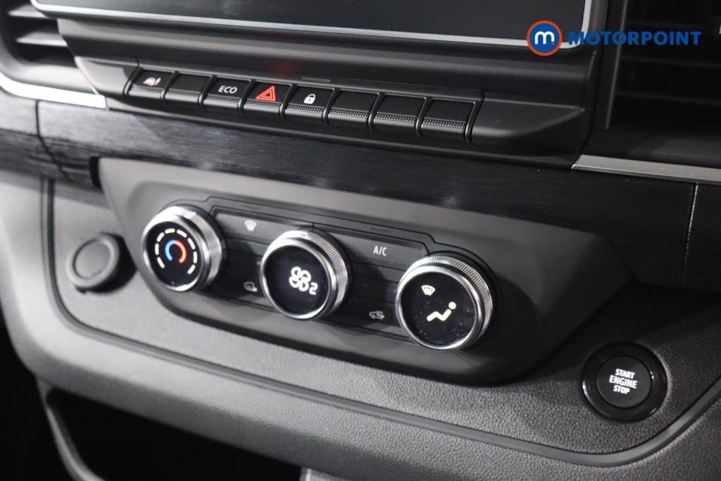 Renault Trafic Advance Automatic Electric Panel Van - Stock Number (1603974) - 4th supplementary image