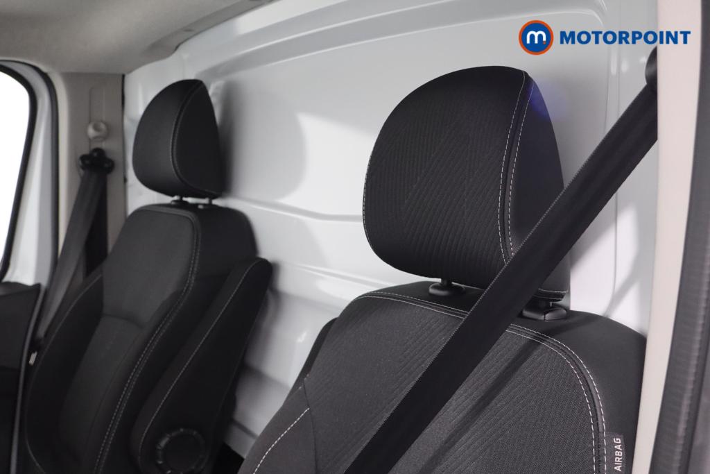 Renault Trafic Advance Automatic Electric Panel Van - Stock Number (1603974) - 17th supplementary image