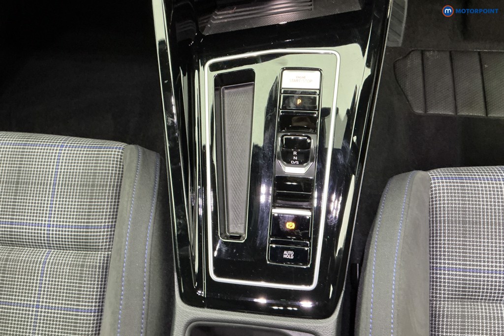 Volkswagen Golf GTE Automatic Petrol Plug-In Hybrid Hatchback - Stock Number (1604627) - 18th supplementary image