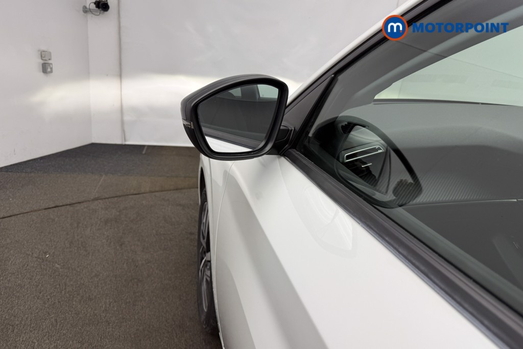 Peugeot 208 Allure Premium Automatic Petrol Hatchback - Stock Number (1605079) - 29th supplementary image