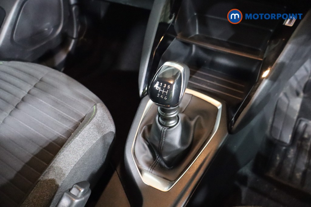 Peugeot 2008 Active Manual Petrol SUV - Stock Number (1606116) - 12th supplementary image