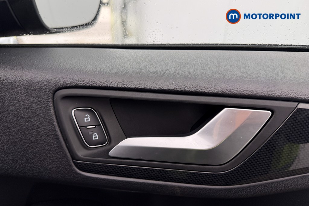 Ford Focus St-Line Edition Manual Petrol Hatchback - Stock Number (1606852) - 20th supplementary image