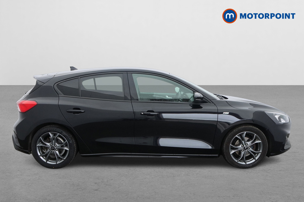Ford Focus St-Line Edition Manual Petrol Hatchback - Stock Number (1606852) - Drivers side