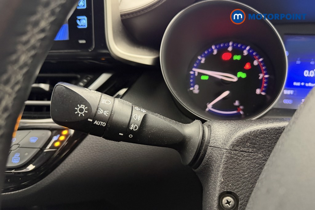 Toyota C-Hr Excel Manual Petrol SUV - Stock Number (1606927) - 5th supplementary image