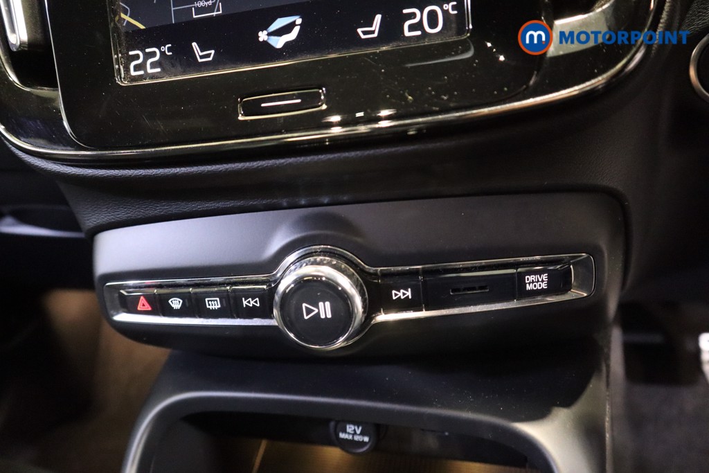 Volvo Xc40 R Design Automatic Petrol SUV - Stock Number (1607204) - 5th supplementary image
